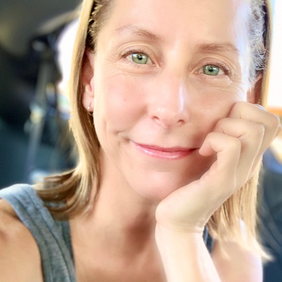 Meet your Posher, Jenni - Picture 1 of 1